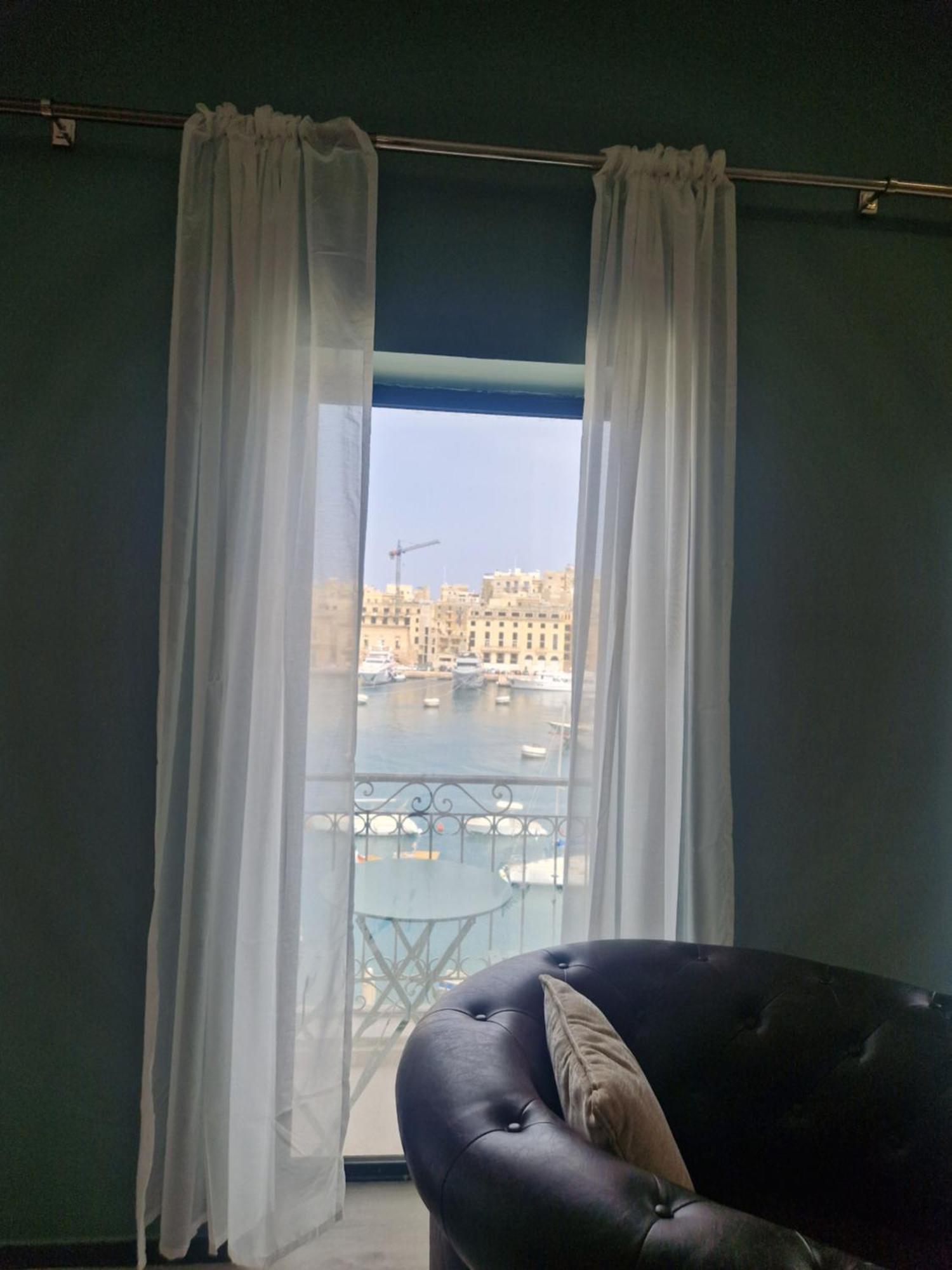 Korzo Suites Senglea Waterfront Buitenkant foto